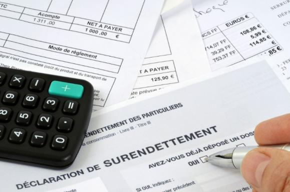 avocat dossier de surendettement